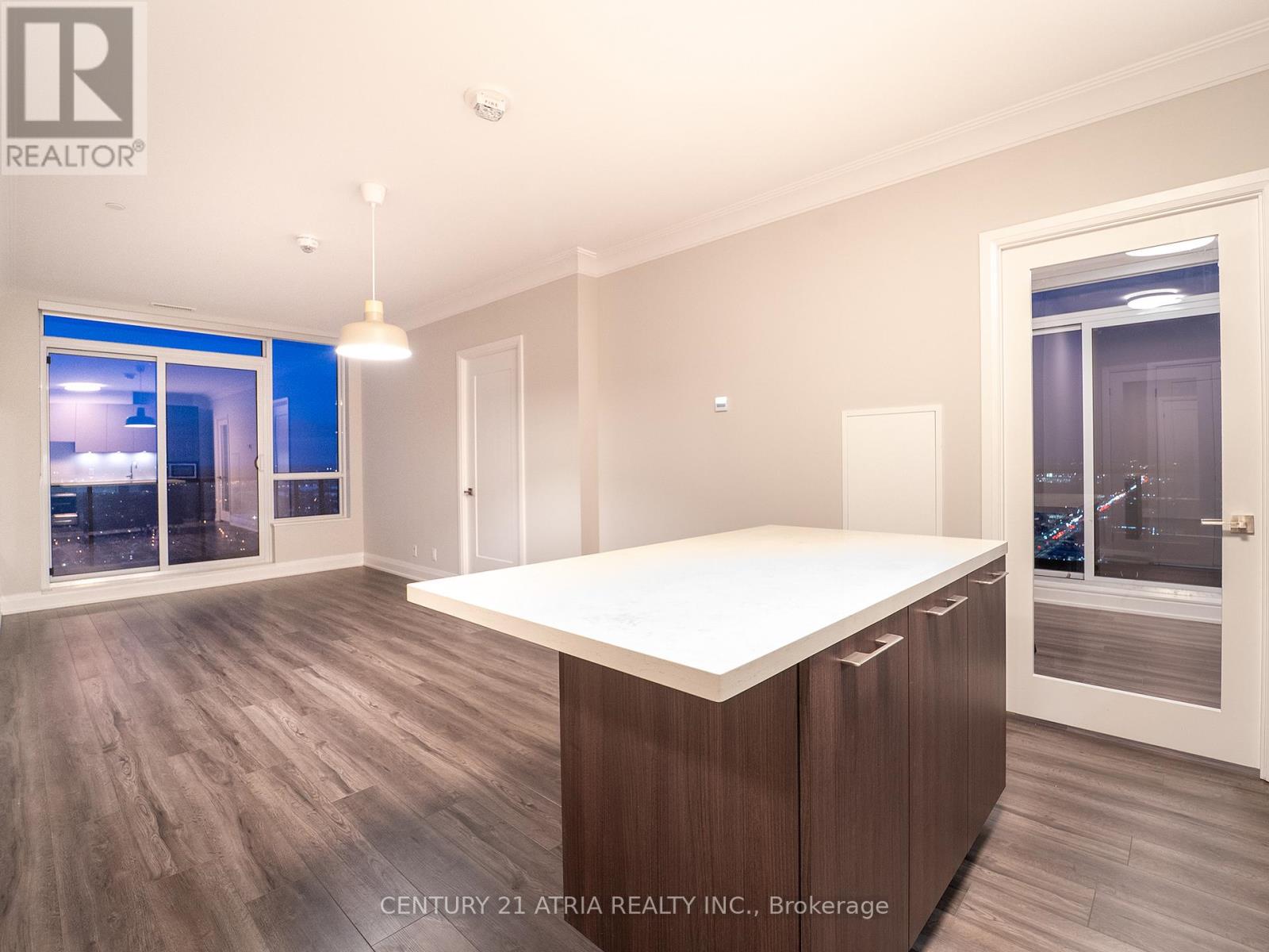 4610 - 8 Water Walk Drive, Markham, Ontario  L3R 6L4 - Photo 4 - N12632602