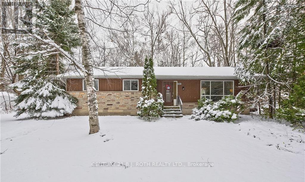 787 INNISFIL BEACH ROAD, innisfil (alcona), Ontario