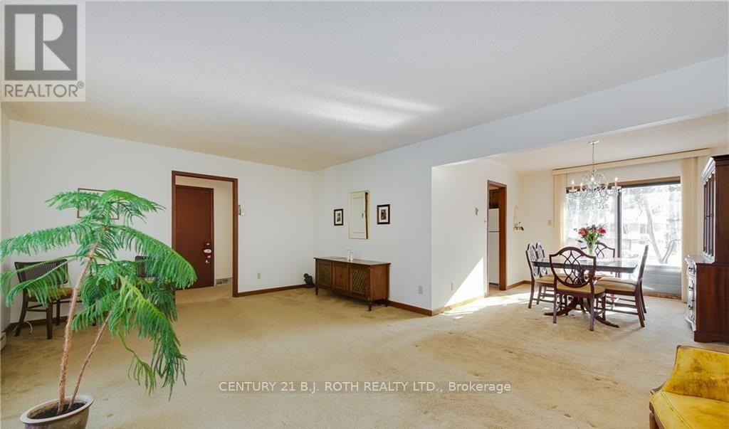 787 Innisfil Beach Road, Innisfil, Ontario  L9S 4E4 - Photo 15 - N12632610