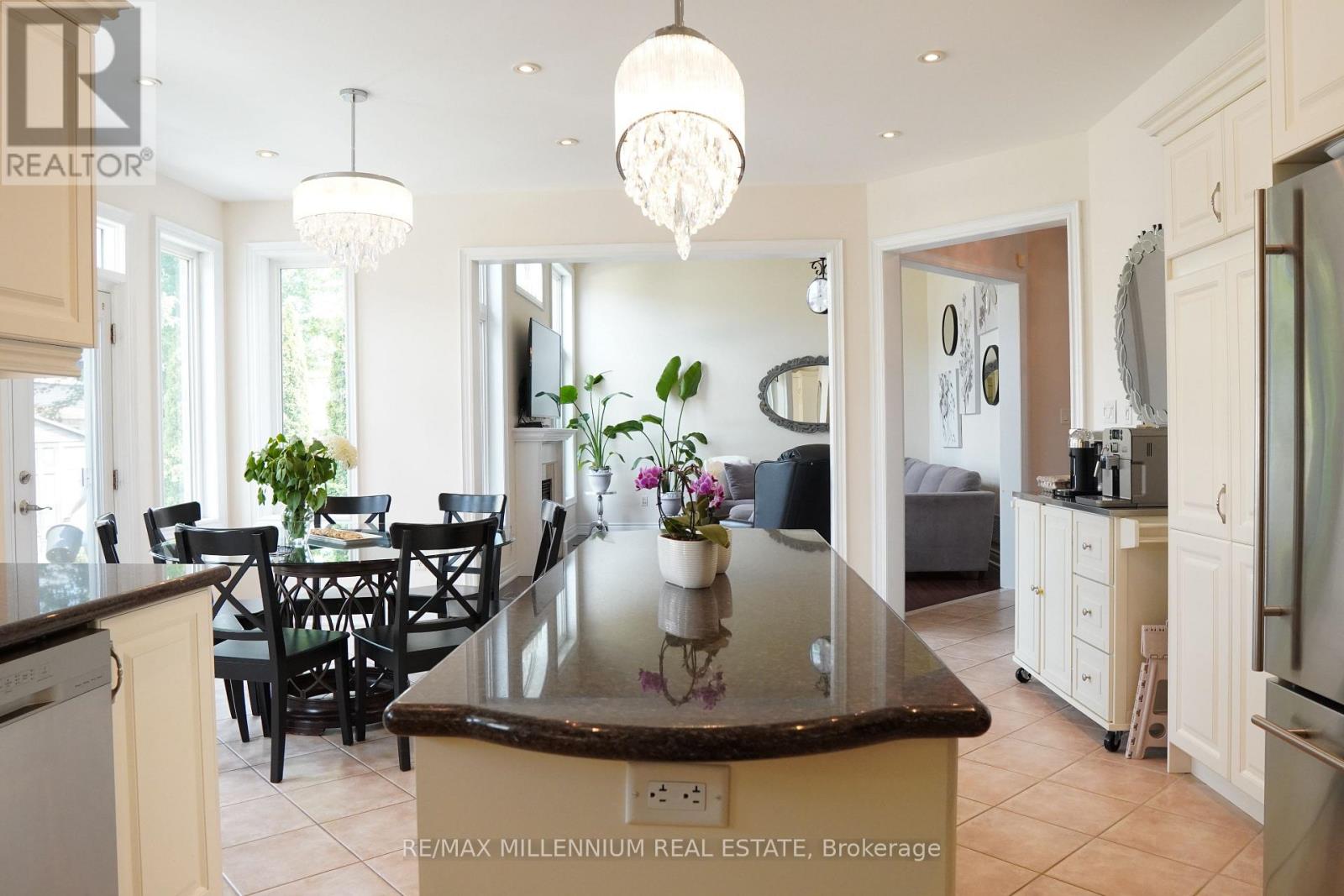 40 Rampart Drive, Brampton, Ontario  L6P 2Z1 - Photo 15 - W12632618