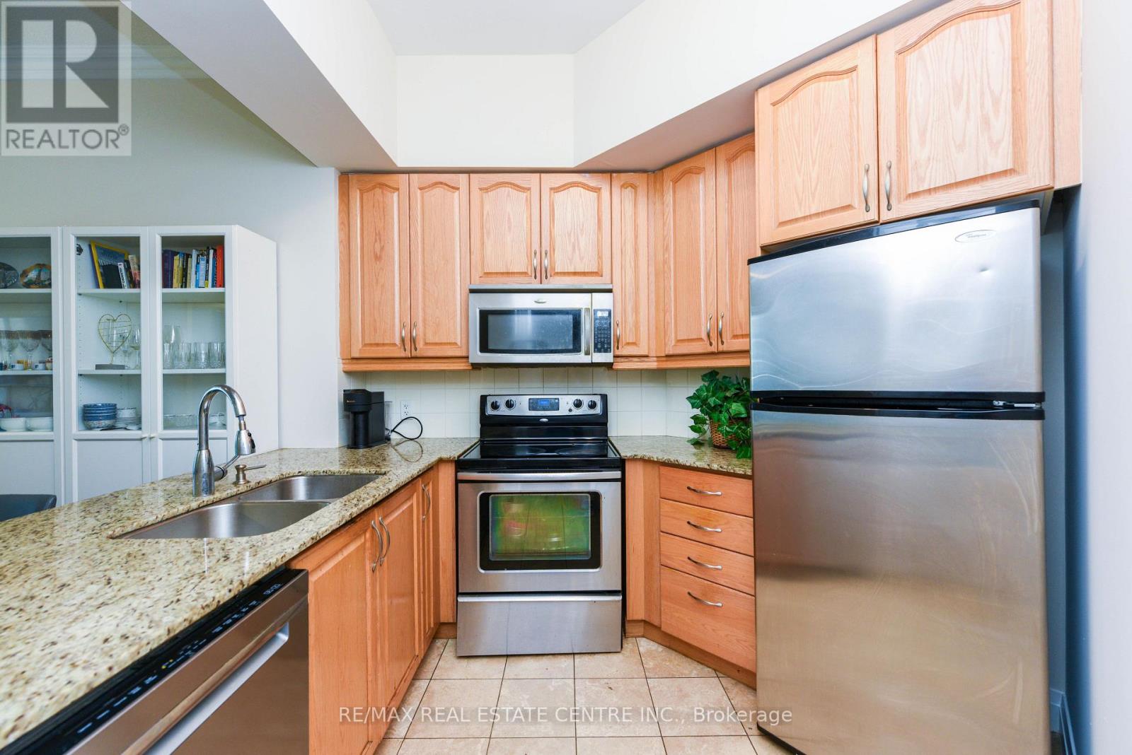 2605 - 90 Absolute Avenue, Mississauga (City Centre), Ontario  L4Z 0A3 - Photo 7 - W12632626