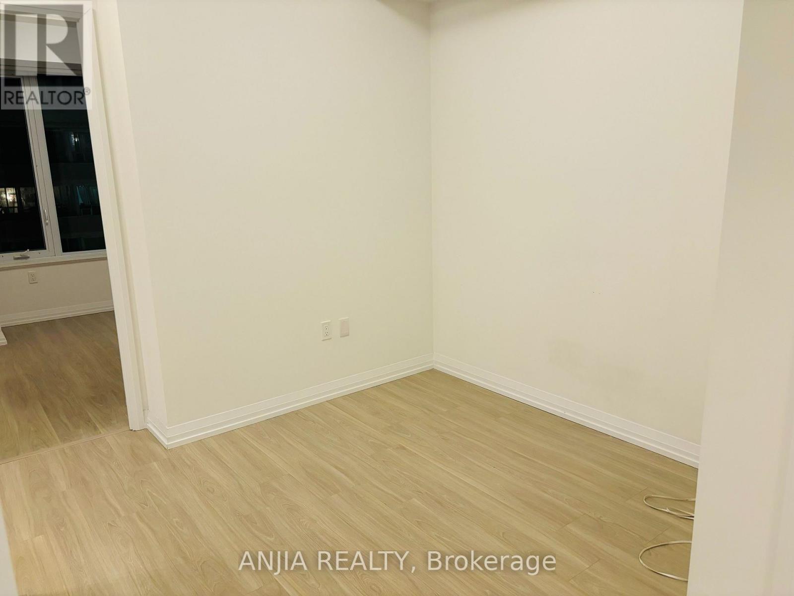 615 - 50 Dunfield Avenue, Toronto (Mount Pleasant West), Ontario  M4S 3A4 - Photo 3 - C12627916