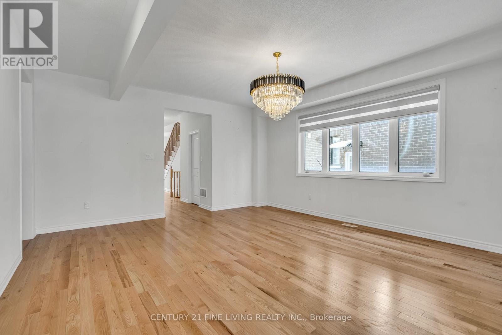 37 Petch Avenue, Caledon, Ontario L7C 4J8 - Photo 15 - W12628194