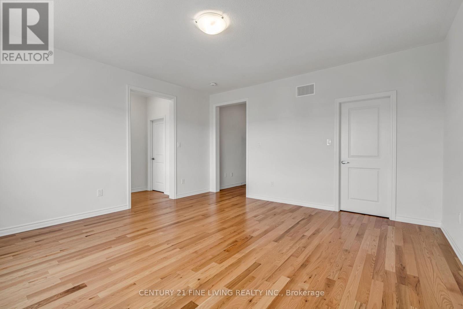 37 Petch Avenue, Caledon, Ontario L7C 4J8 - Photo 31 - W12628194