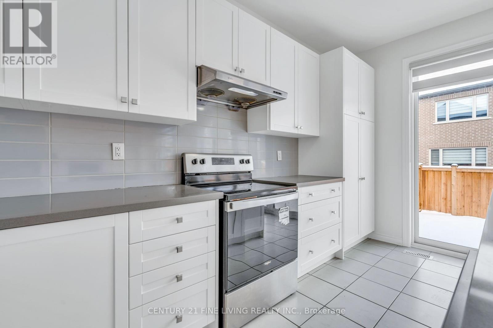 37 Petch Avenue, Caledon, Ontario L7C 4J8 - Photo 23 - W12628194