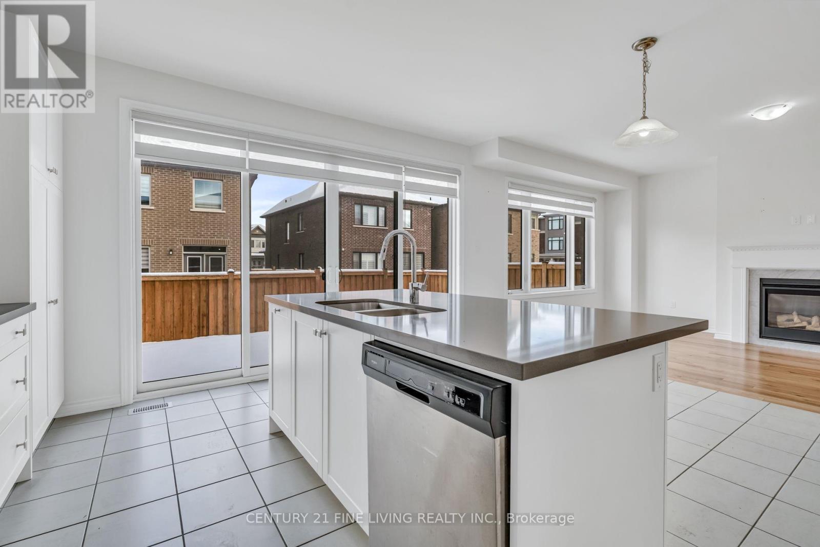 37 Petch Avenue, Caledon, Ontario L7C 4J8 - Photo 25 - W12628194