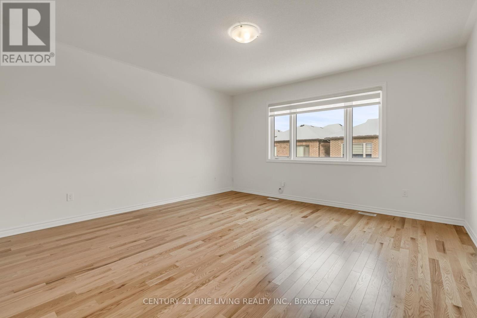 37 Petch Avenue, Caledon, Ontario L7C 4J8 - Photo 29 - W12628194