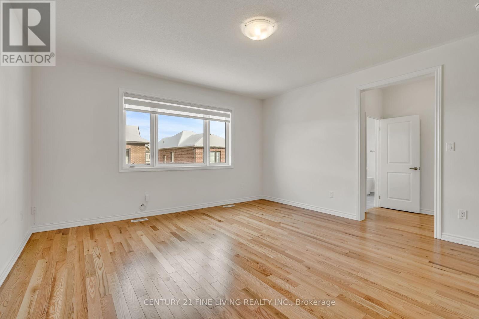 37 Petch Avenue, Caledon, Ontario L7C 4J8 - Photo 30 - W12628194