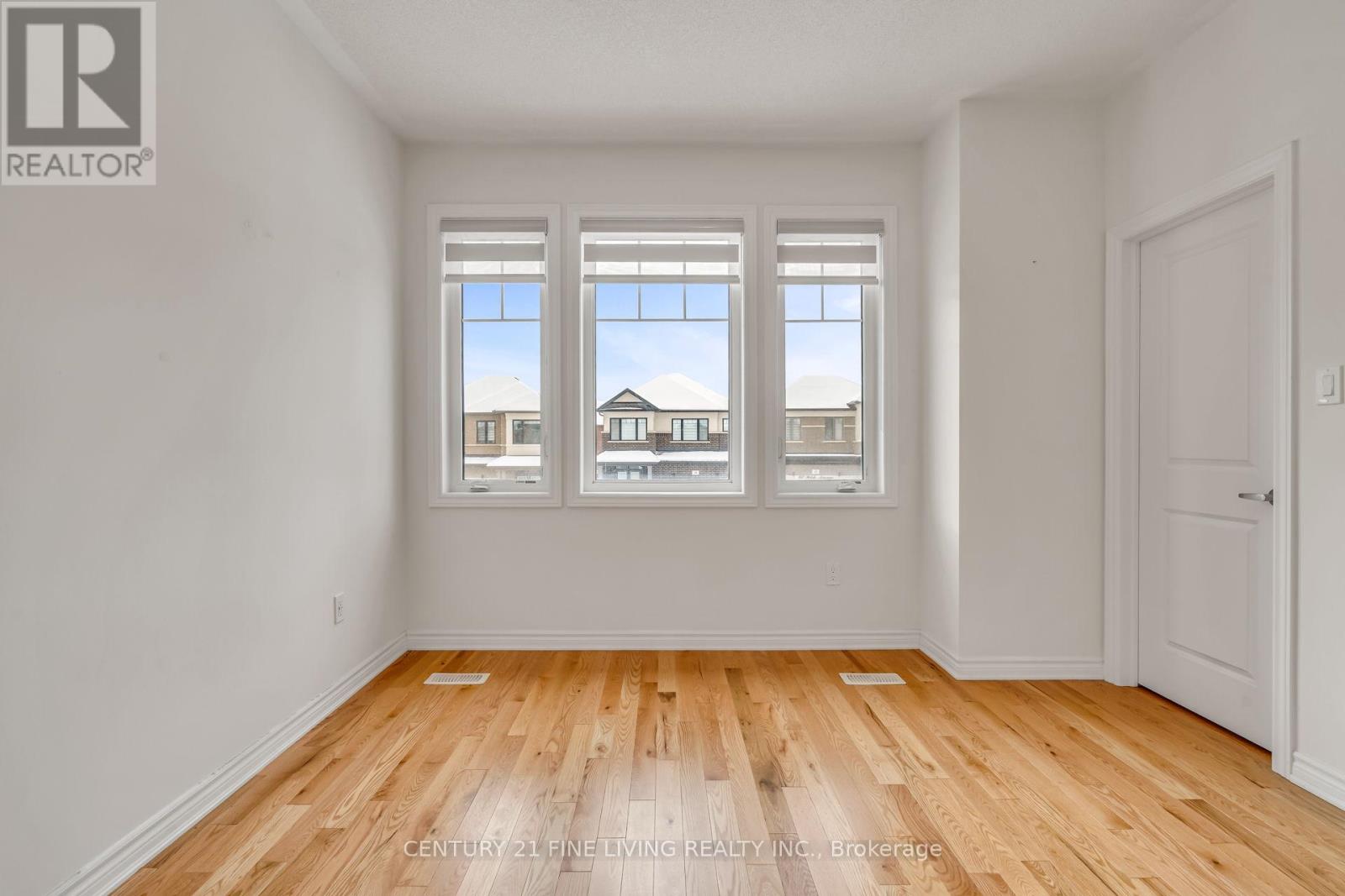 37 Petch Avenue, Caledon, Ontario L7C 4J8 - Photo 38 - W12628194