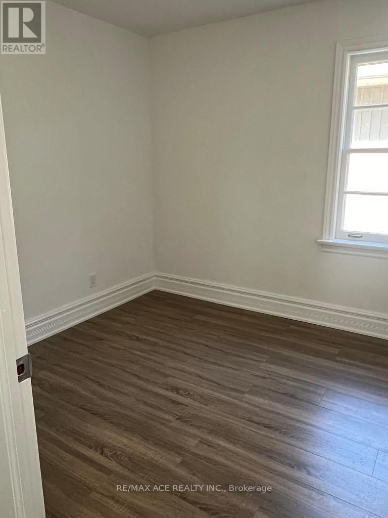 Main - 1 Aylesford Drive, Toronto, Ontario  M1N 1L6 - Photo 6 - E12632632