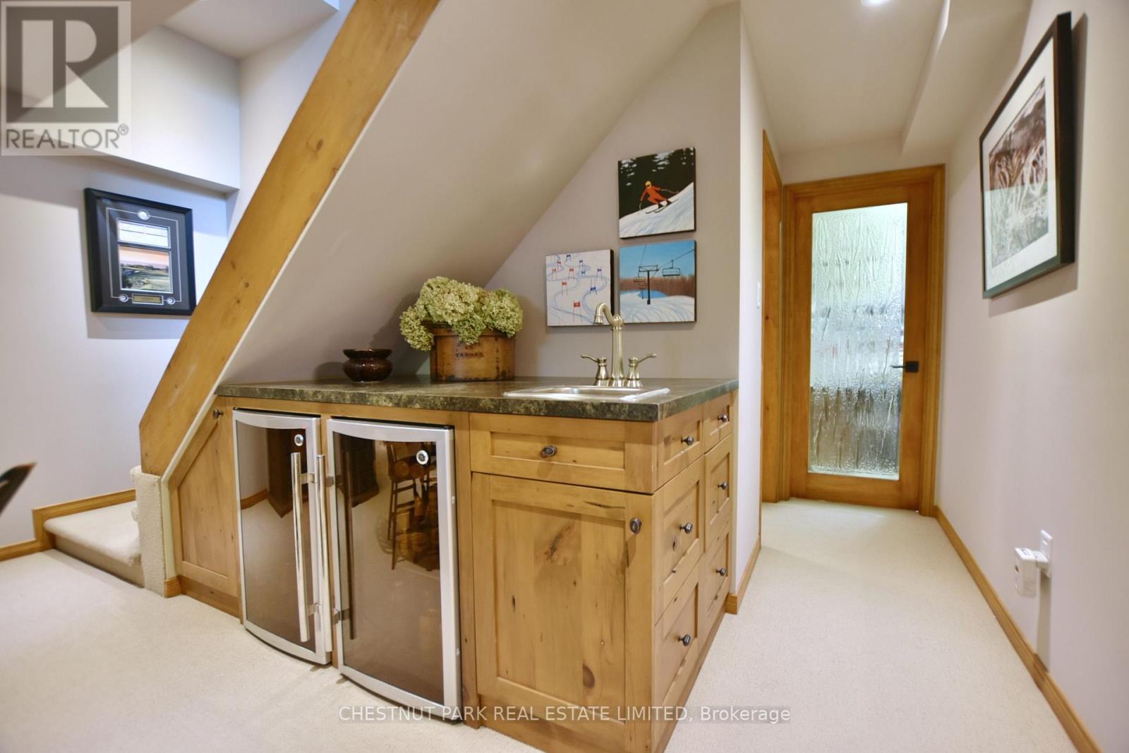 9 - 116 Hidden Lake Road, Blue Mountains, Ontario  L9Y 0T6 - Photo 38 - X12463784