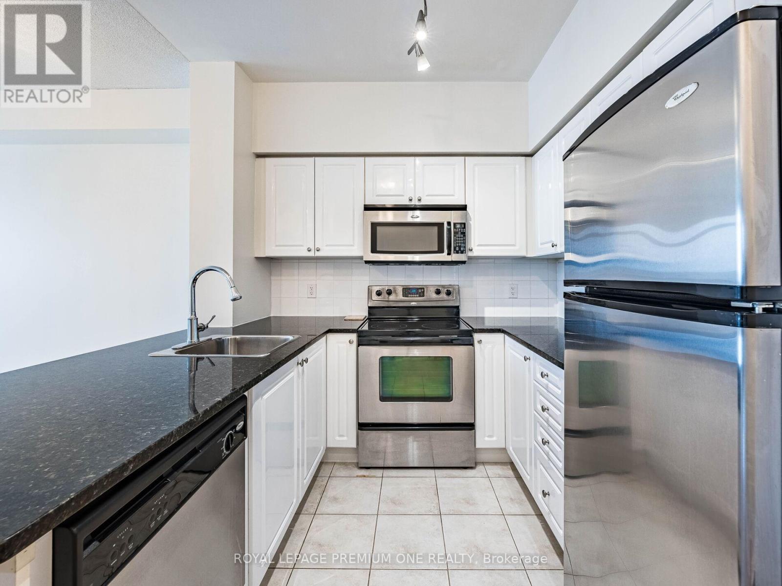 815 - 9225 Jane Street, Vaughan, Ontario  L6A 0J7 - Photo 13 - N12632228