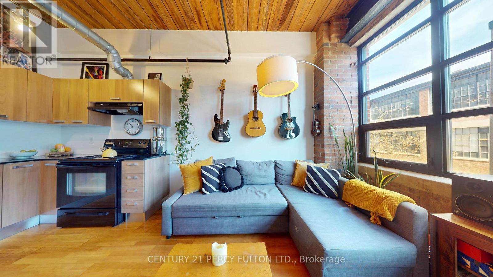 217 - 43 Hanna Avenue, Toronto, Ontario  M6K 1X1 - Photo 3 - C12632658