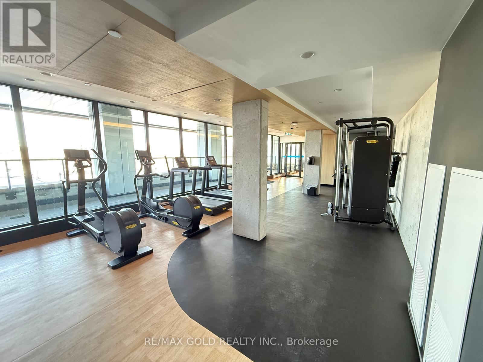 515 - 2720 Dundas Street W, Toronto, Ontario  M6P 0C3 - Photo 9 - W12632308