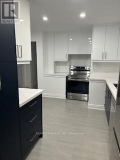 639 Pine Grove Avenue, Innisfil, Ontario  L9S 2K4 - Photo 5 - N12632666