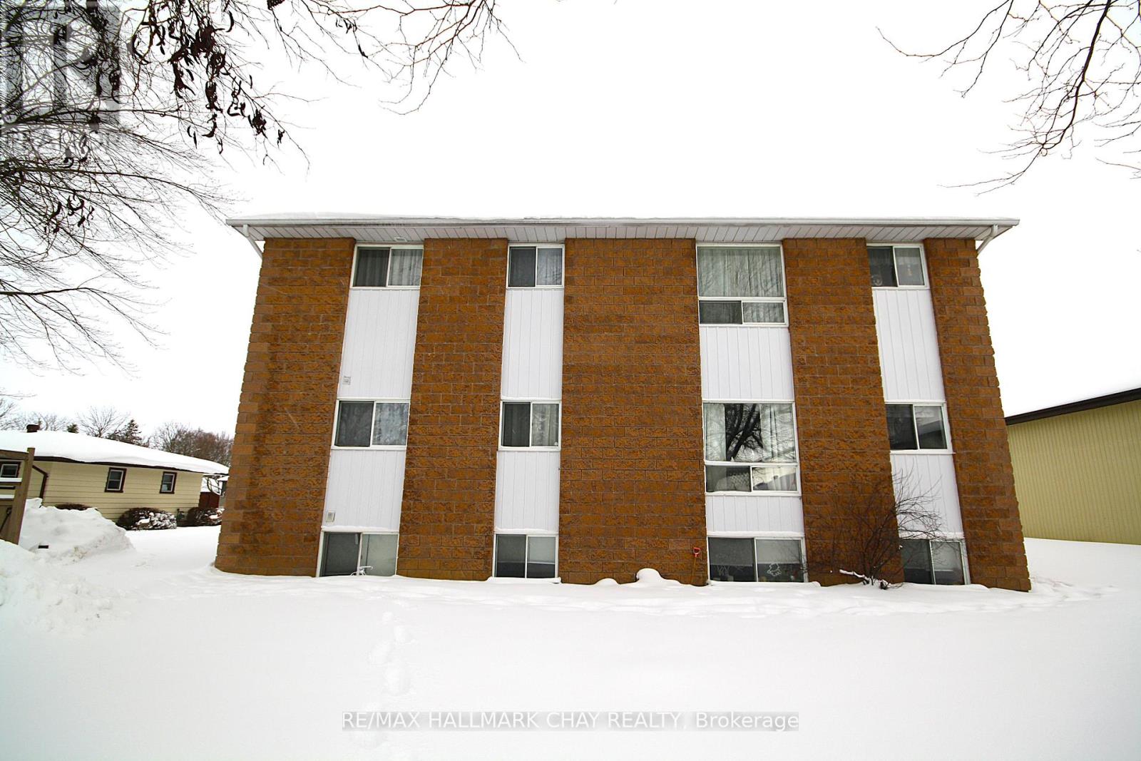 12 Shaw Street, Springwater (Elmvale), Ontario  L0L 1P0 - Photo 3 - S12632648