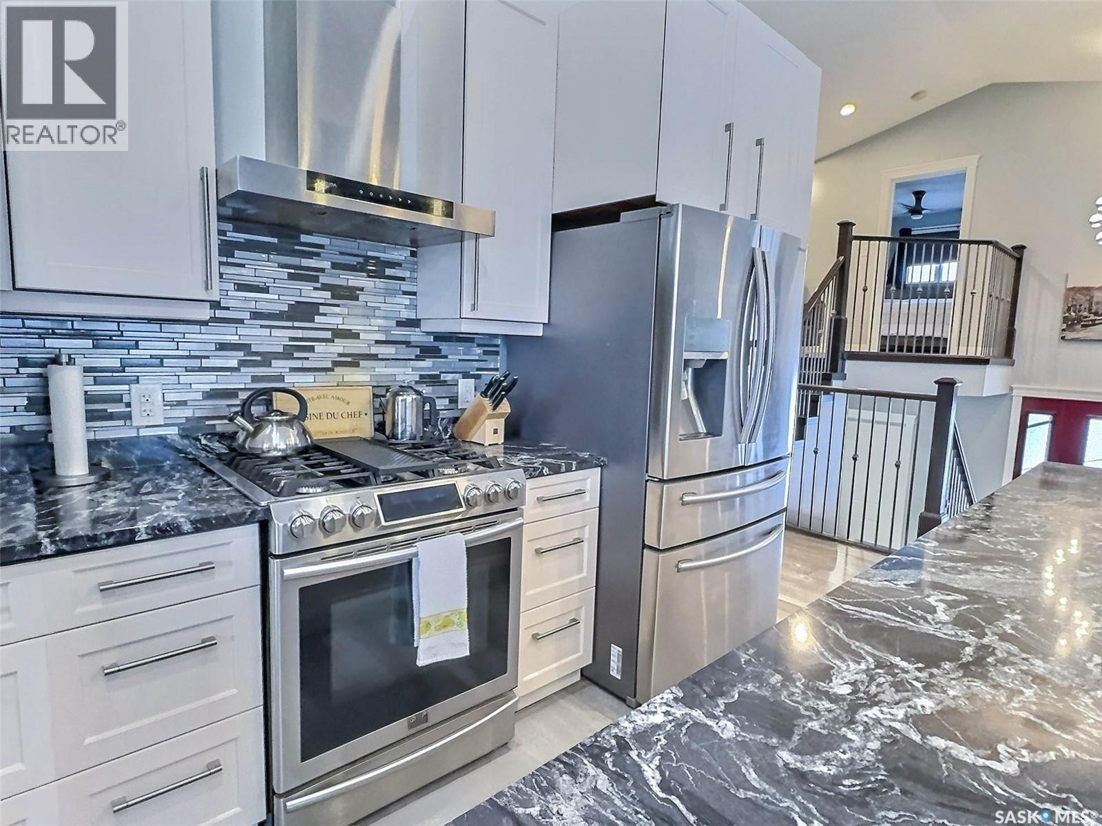 3070 Lakeview Drive, Prince Albert, Saskatchewan  S6V 5E6 - Photo 13 - SK025541