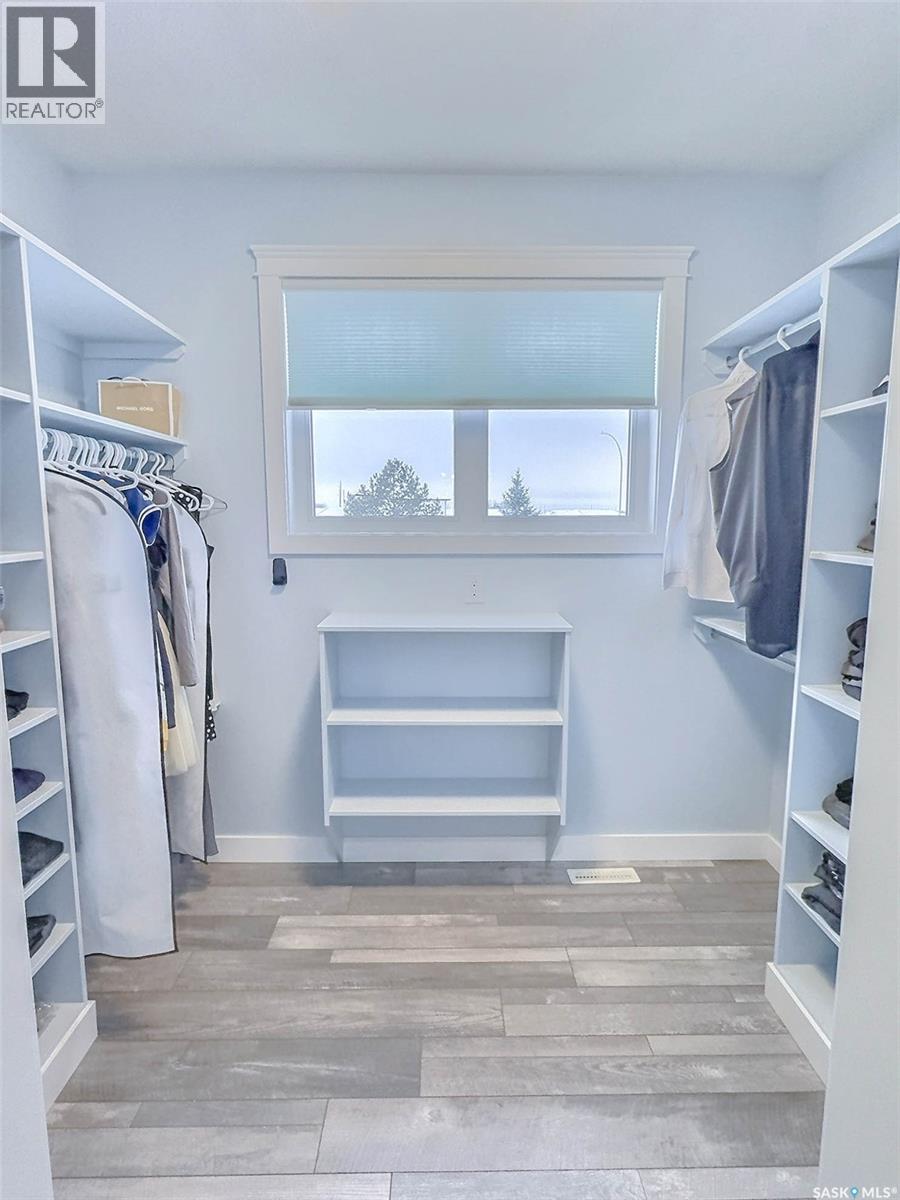 3070 Lakeview Drive, Prince Albert, Saskatchewan  S6V 5E6 - Photo 19 - SK025541