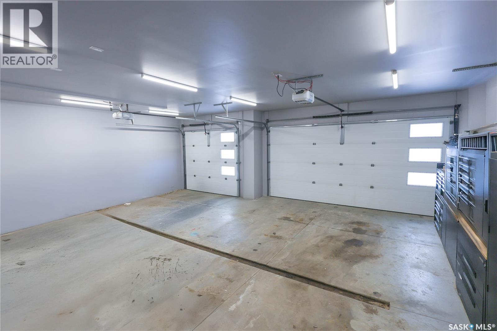 3070 Lakeview Drive, Prince Albert, Saskatchewan  S6V 5E6 - Photo 31 - SK025541