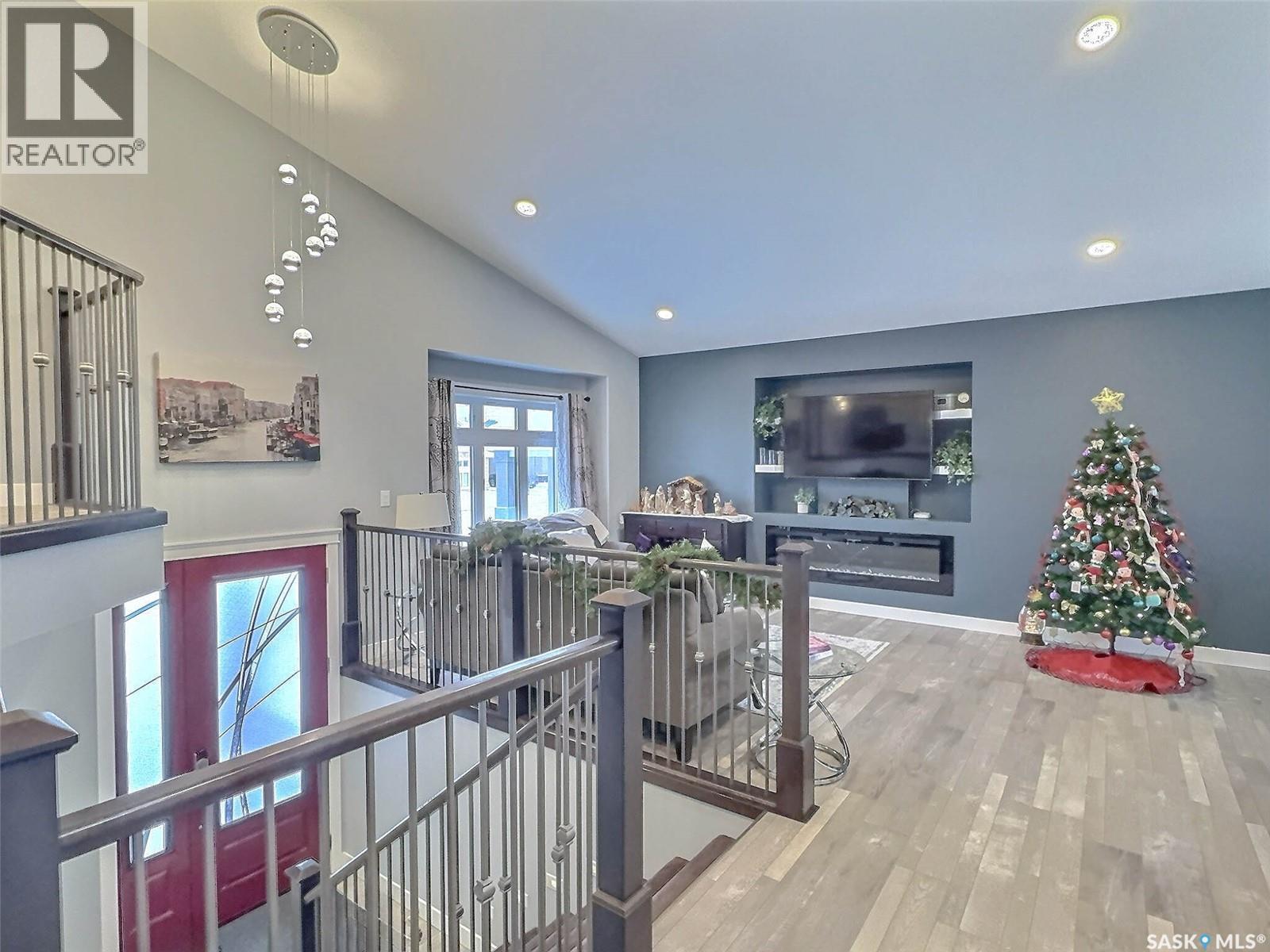 3070 Lakeview Drive, Prince Albert, Saskatchewan  S6V 5E6 - Photo 9 - SK025541