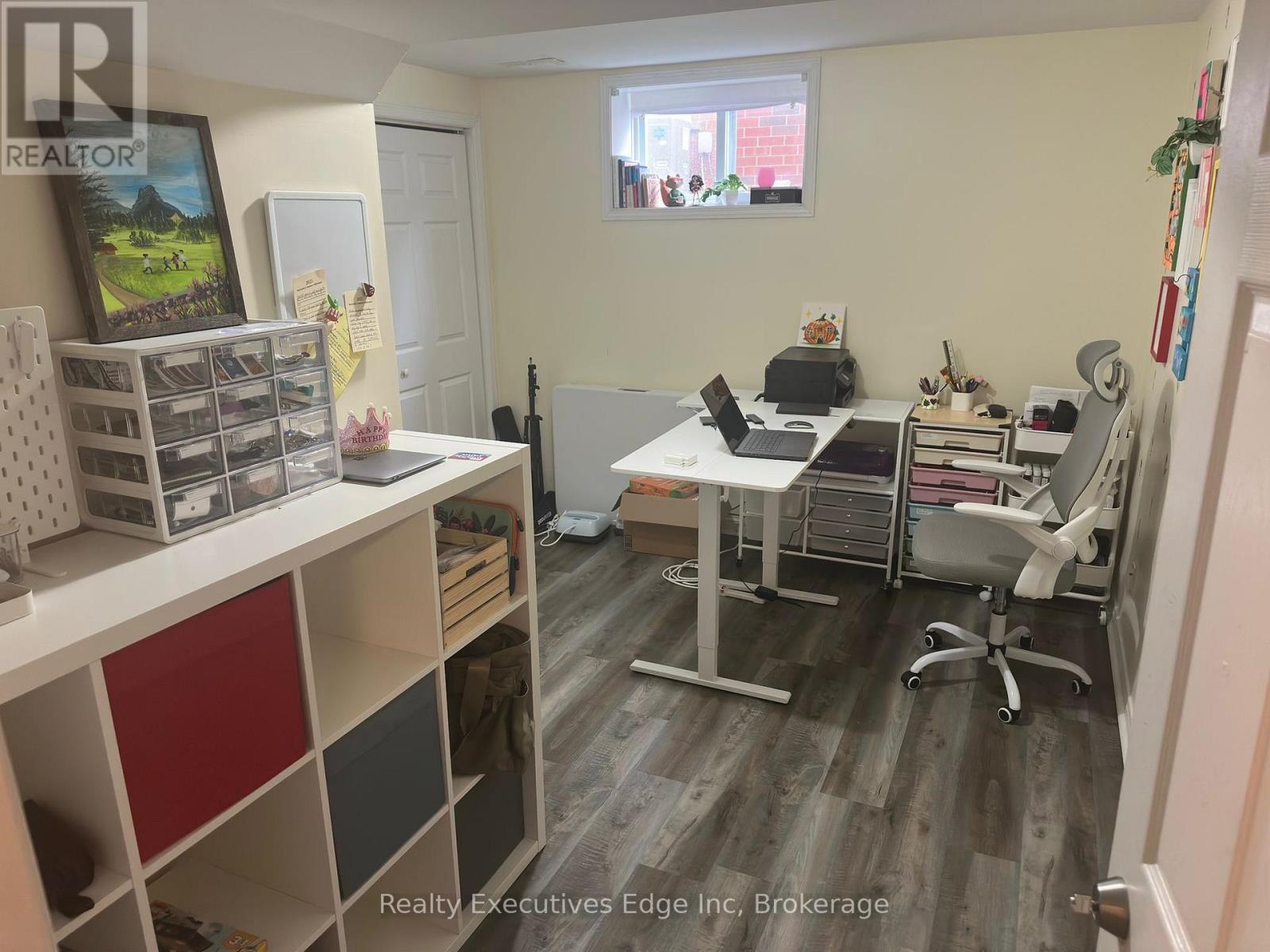 Lower - 242 Farley Drive, Guelph, Ontario N1L 1N2 - Photo 7 - X12482741