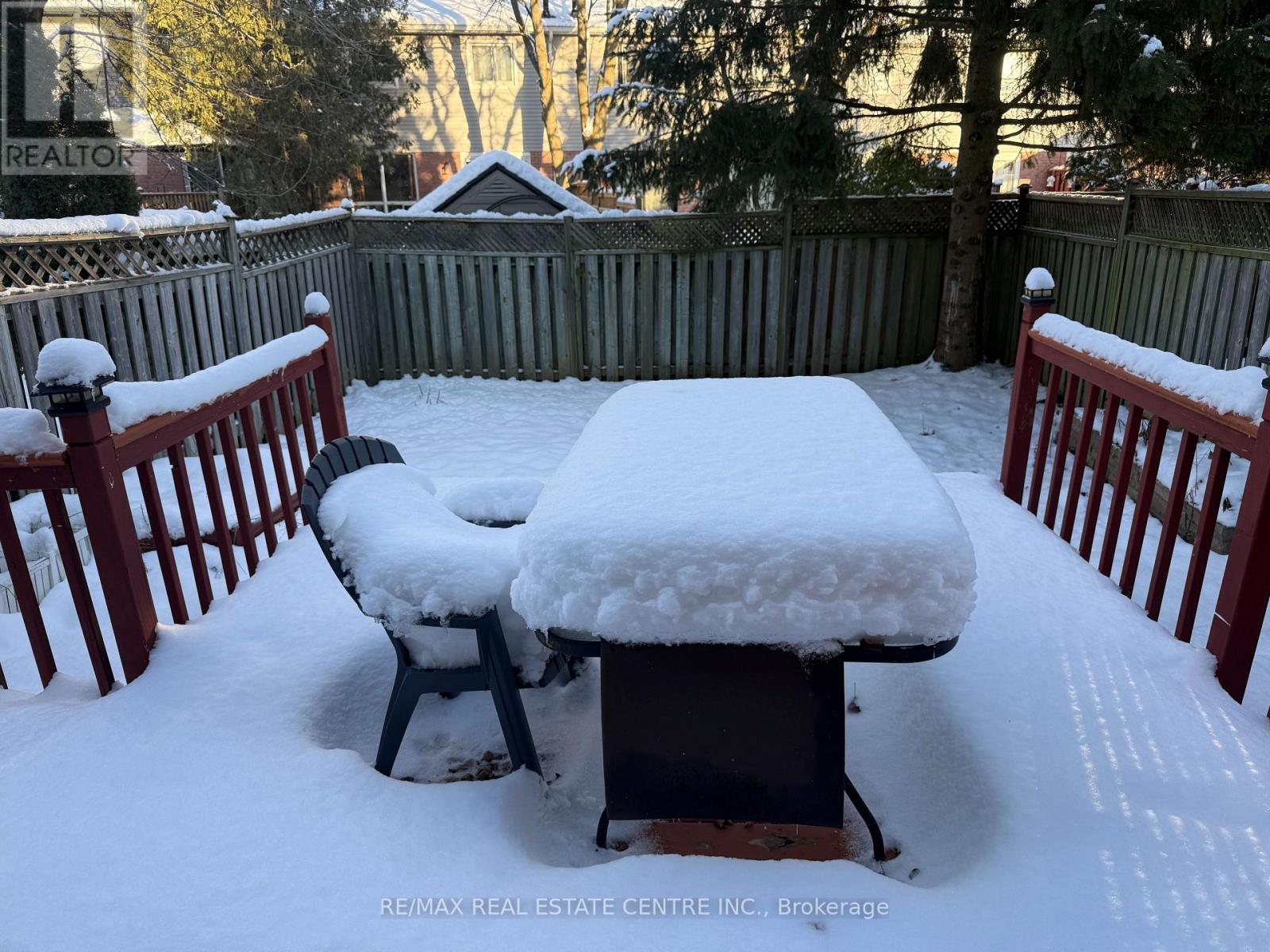 33 Middlemiss Crescent N, Cambridge, Ontario  N1T 1R5 - Photo 6 - X12632664