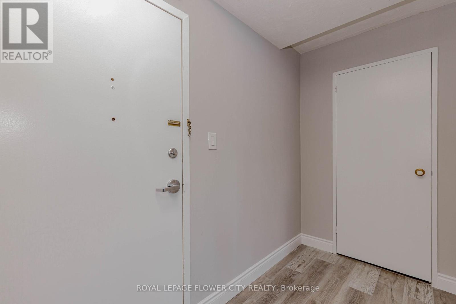 106 - 58 Bridgeport Road E, Waterloo, Ontario  N2J 4H5 - Photo 12 - X12632670