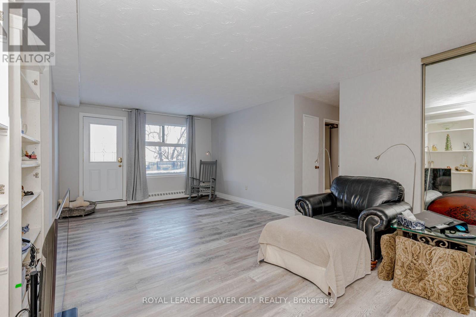 106 - 58 Bridgeport Road E, Waterloo, Ontario  N2J 4H5 - Photo 13 - X12632670