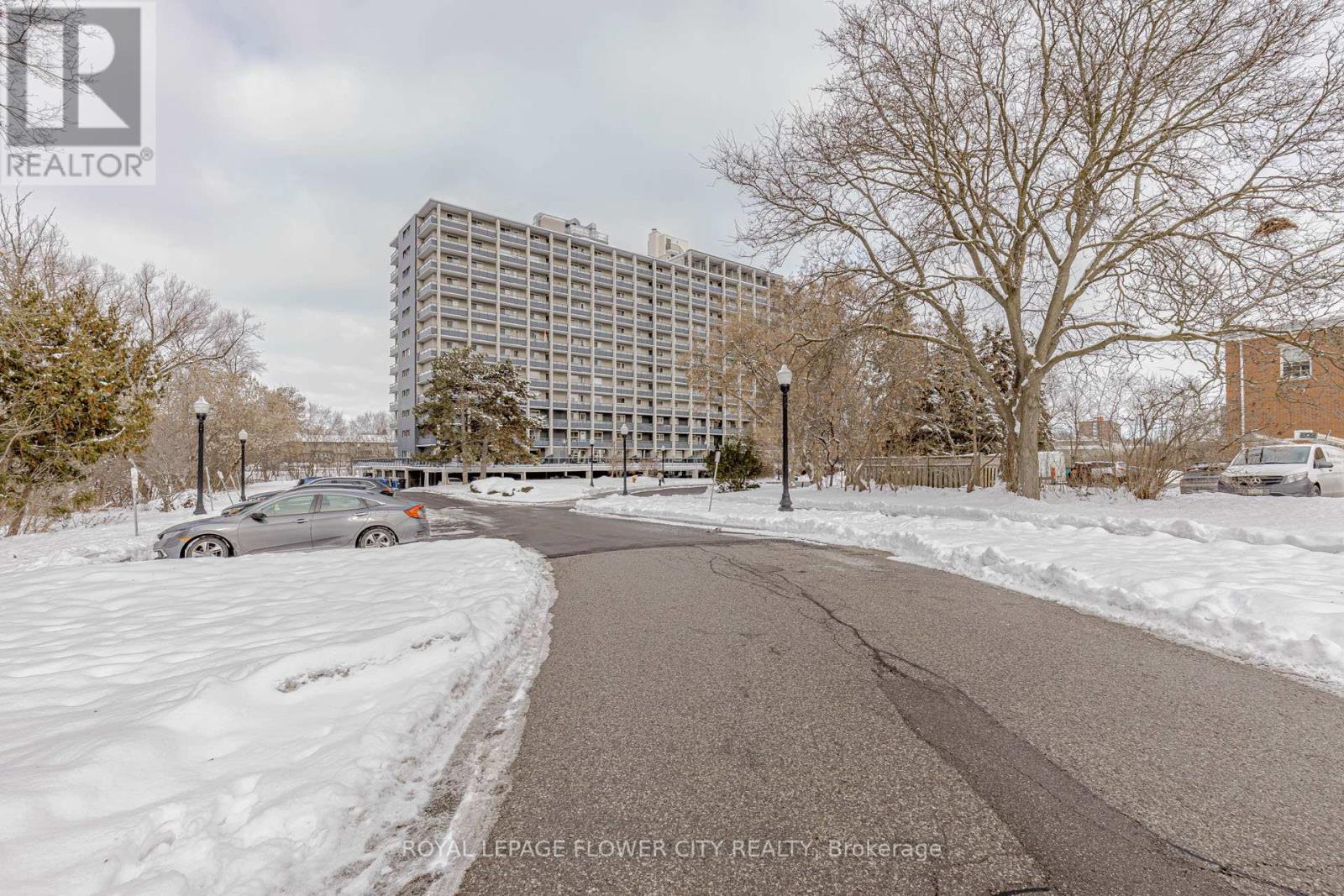 106 - 58 Bridgeport Road E, Waterloo, Ontario  N2J 4H5 - Photo 2 - X12632670