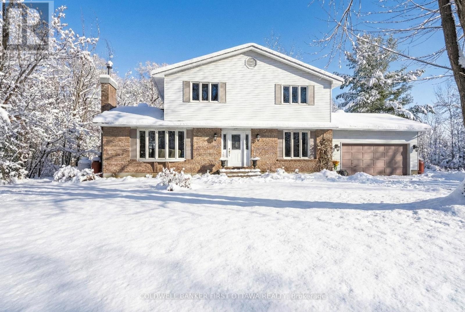 3900 STONECREST ROAD, Ottawa, Ontario