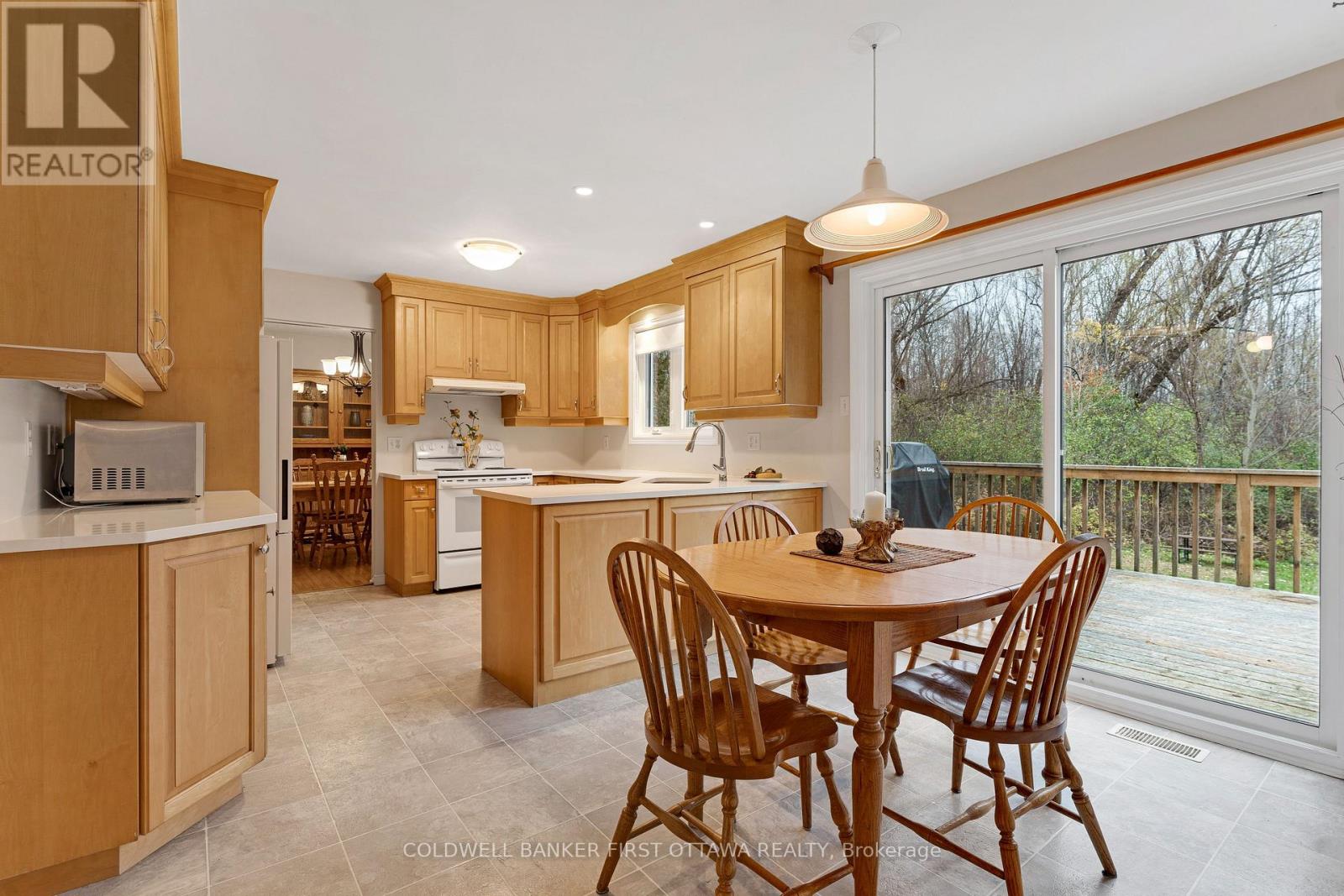 3900 Stonecrest Road, Ottawa, Ontario  K0A 3M0 - Photo 13 - X12531800