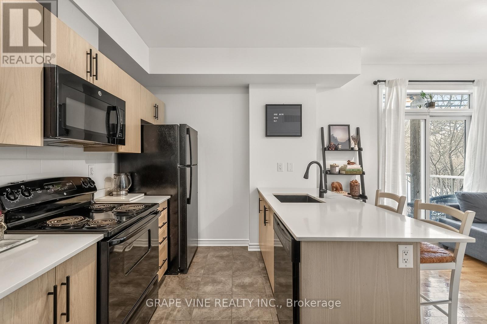 D - 310 Everest Private, Ottawa, Ontario  K1G 4E3 - Photo 15 - X12632674