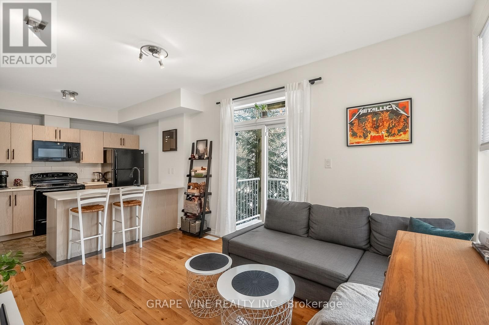 D - 310 Everest Private, Ottawa, Ontario  K1G 4E3 - Photo 6 - X12632674