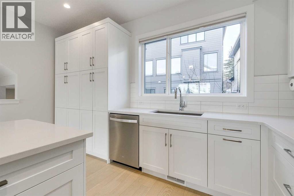 819 Shawnee Terrace Sw, Calgary, Alberta  T2Y 0T4 - Photo 12 - A2255503