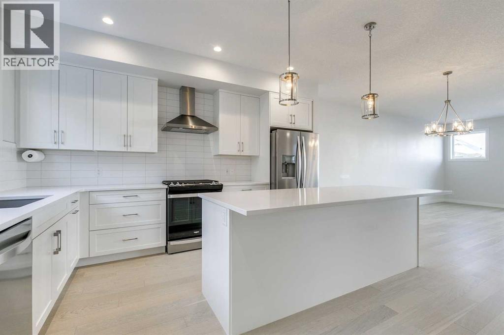 819 Shawnee Terrace Sw, Calgary, Alberta  T2Y 0T4 - Photo 9 - A2255503