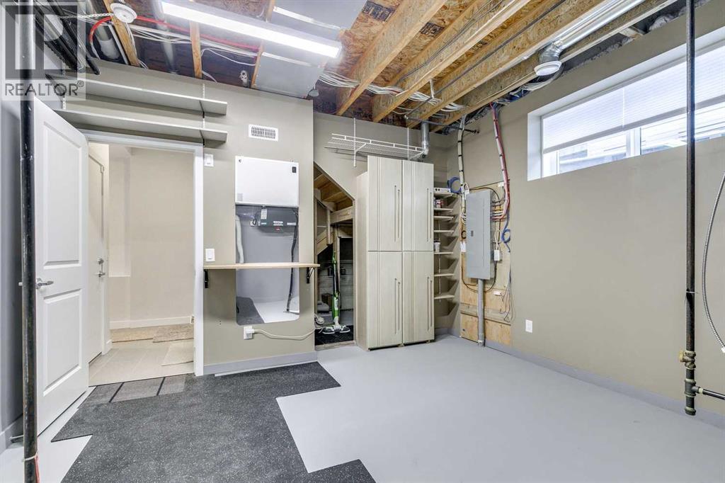 819 Shawnee Terrace Sw, Calgary, Alberta  T2Y 0T4 - Photo 38 - A2255503