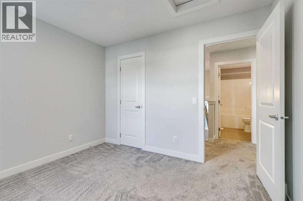 819 Shawnee Terrace Sw, Calgary, Alberta  T2Y 0T4 - Photo 29 - A2255503