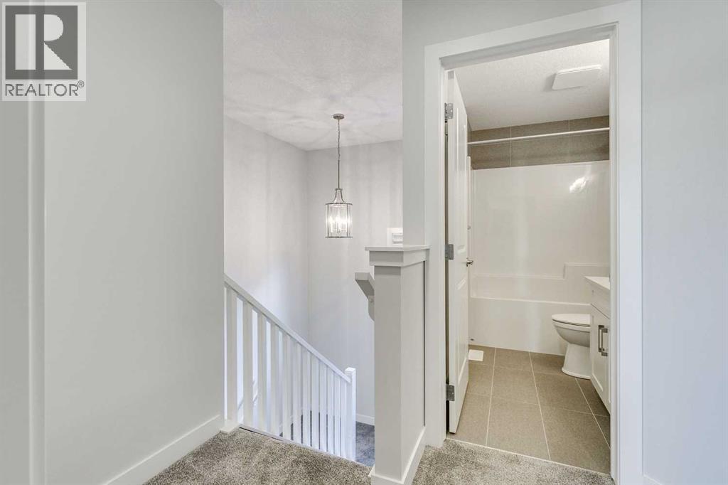 819 Shawnee Terrace Sw, Calgary, Alberta  T2Y 0T4 - Photo 26 - A2255503