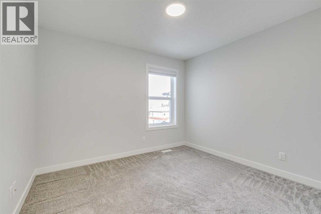 819 Shawnee Terrace Sw, Calgary, Alberta  T2Y 0T4 - Photo 28 - A2255503