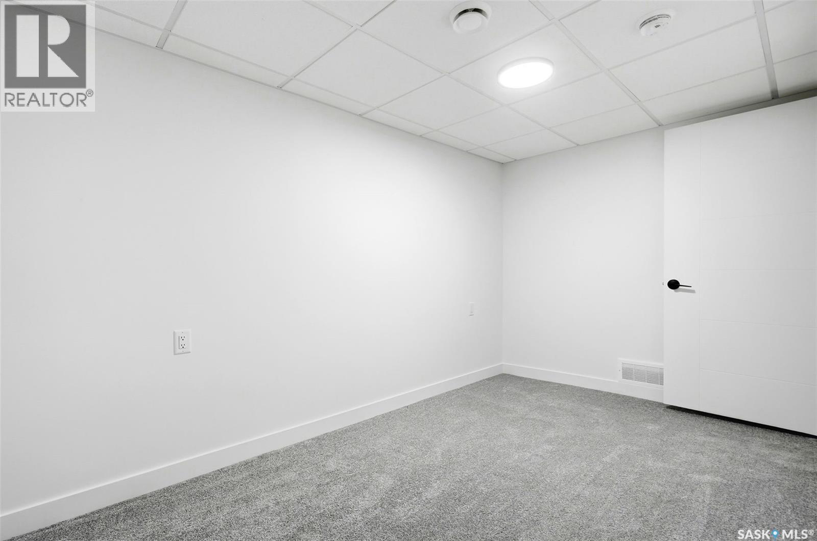 732 Empress Street, Regina, Saskatchewan S4T 5C8 - Photo 27 - SK025506