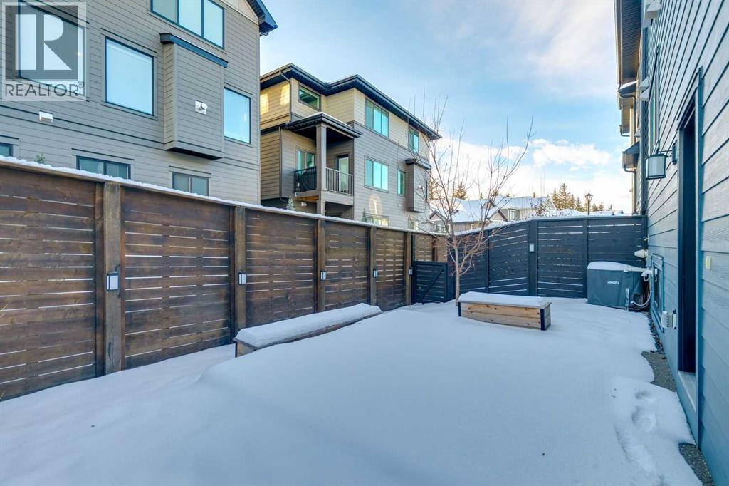 819 Shawnee Terrace Sw, Calgary, Alberta  T2Y 0T4 - Photo 40 - A2255503