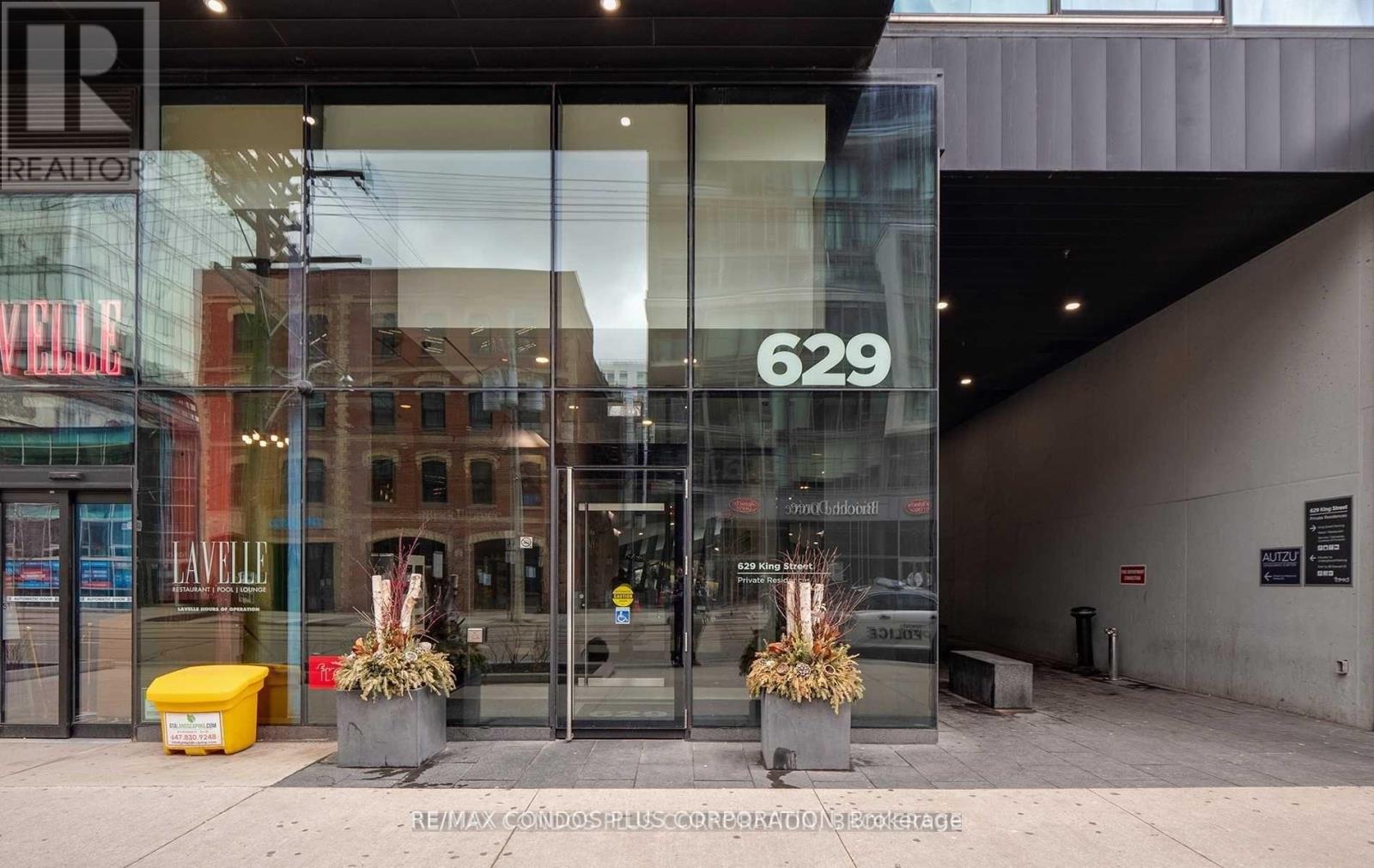 412 - 629 King Street W, Toronto, Ontario  M5V 0G9 - Photo 1 - C12632684