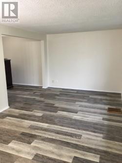 14 Tofield Crescent, Toronto, Ontario  M9W 2B9 - Photo 3 - W12632682