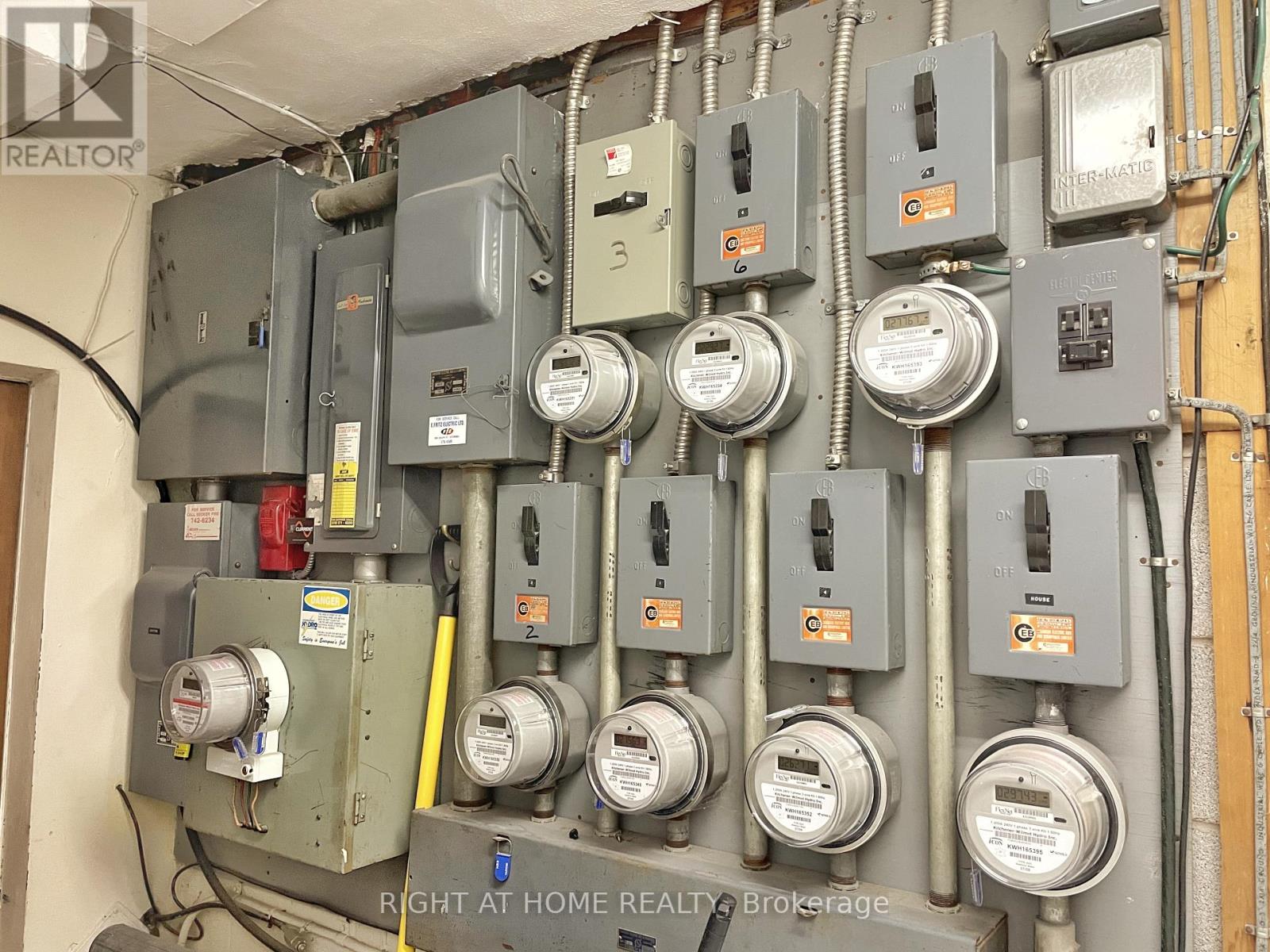 7-9 Rosemount Drive, Kitchener, Ontario  N2B 1P9 - Photo 13 - X12632686