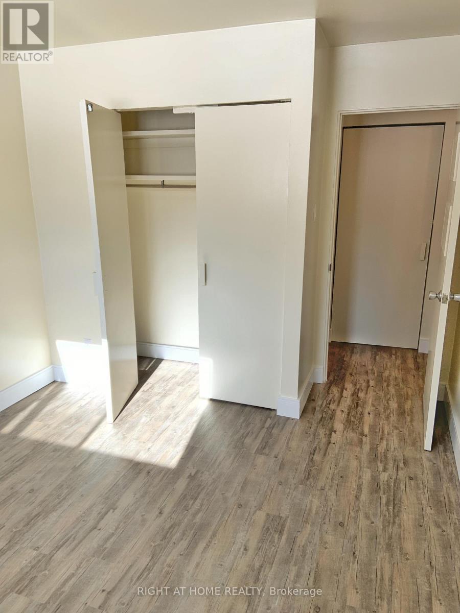 7-9 Rosemount Drive, Kitchener, Ontario  N2B 1P9 - Photo 26 - X12632686