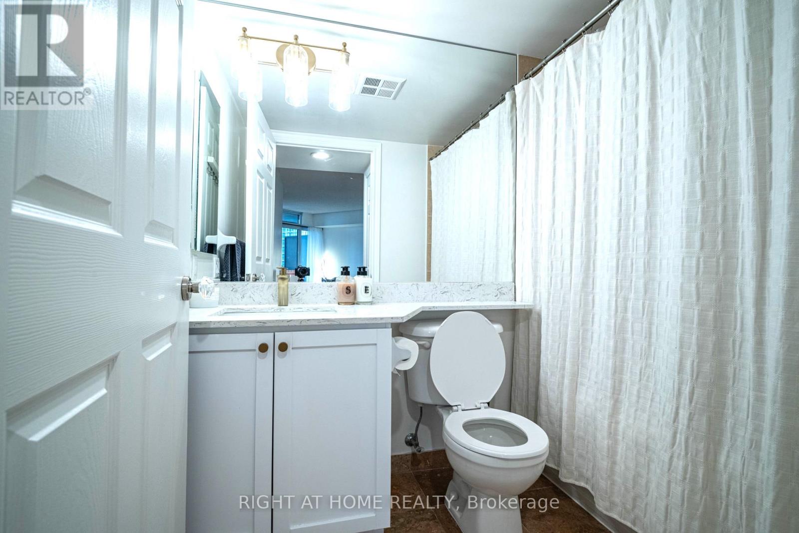 701 - 78 Harrison Garden Boulevard, Toronto (Willowdale East), Ontario  M2N 7E2 - Photo 14 - C12615164