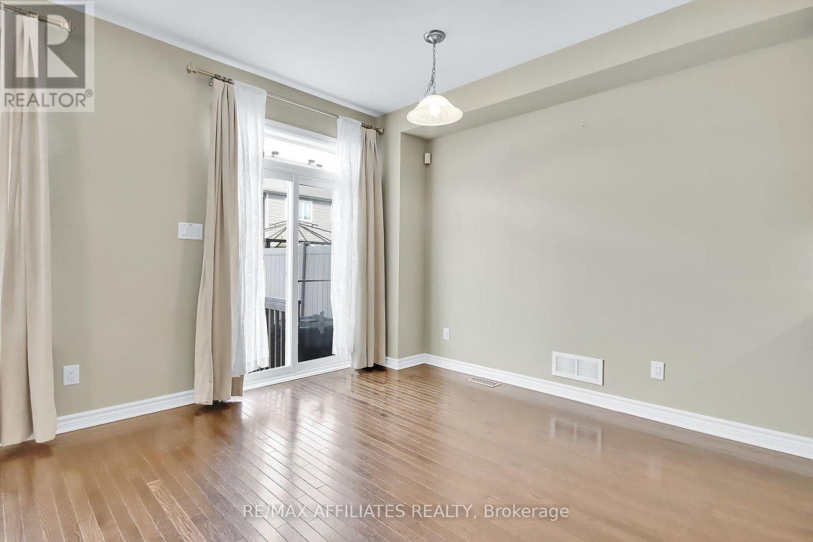 2093 Helene Campbell Road, Ottawa, Ontario  K2J 0R1 - Photo 12 - X12632698