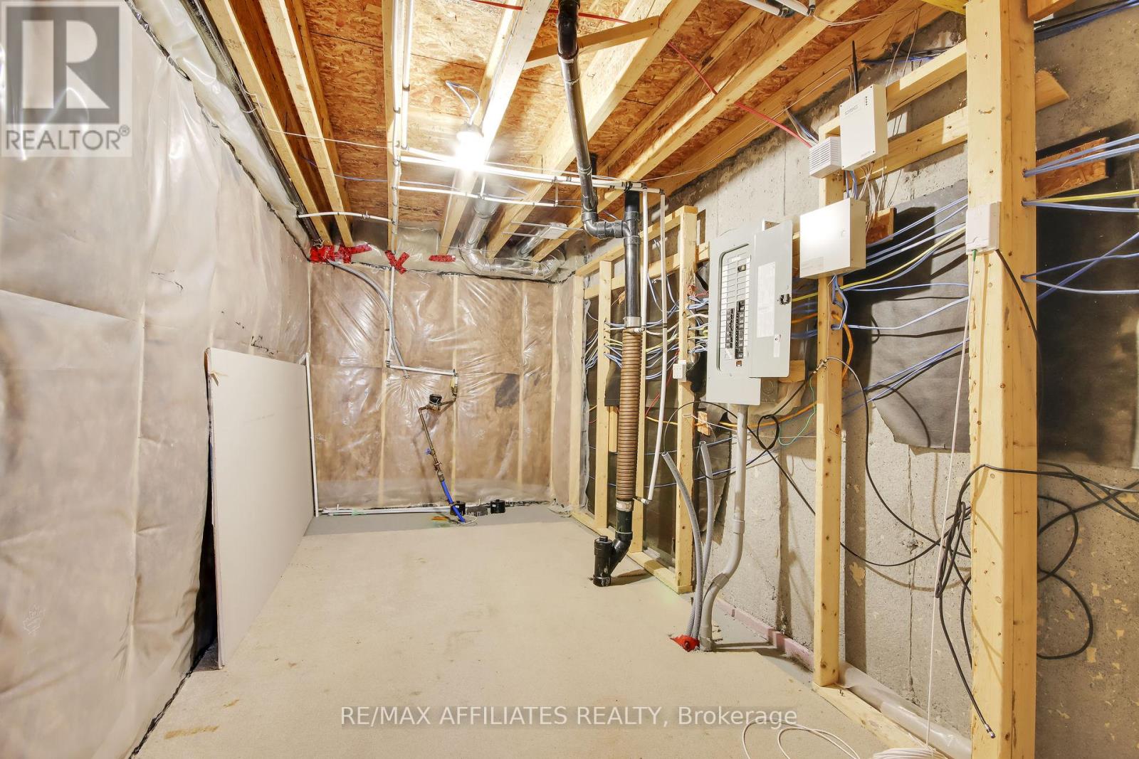 2093 Helene Campbell Road, Ottawa, Ontario  K2J 0R1 - Photo 30 - X12632698