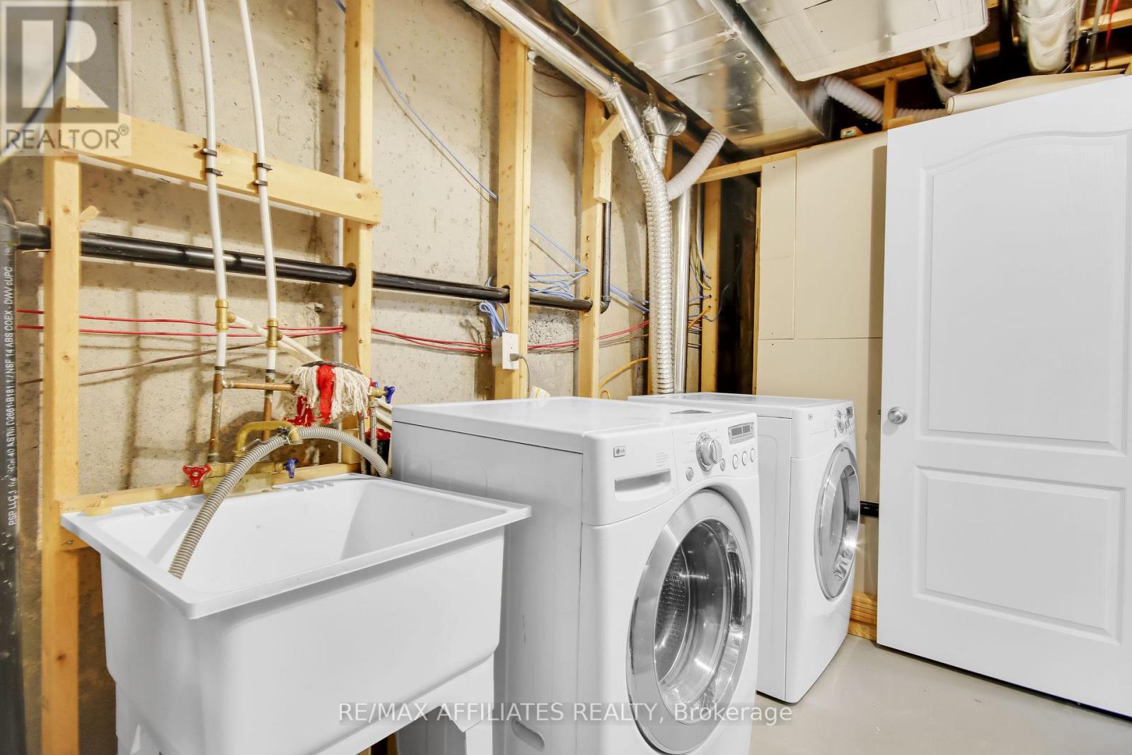 2093 Helene Campbell Road, Ottawa, Ontario  K2J 0R1 - Photo 31 - X12632698