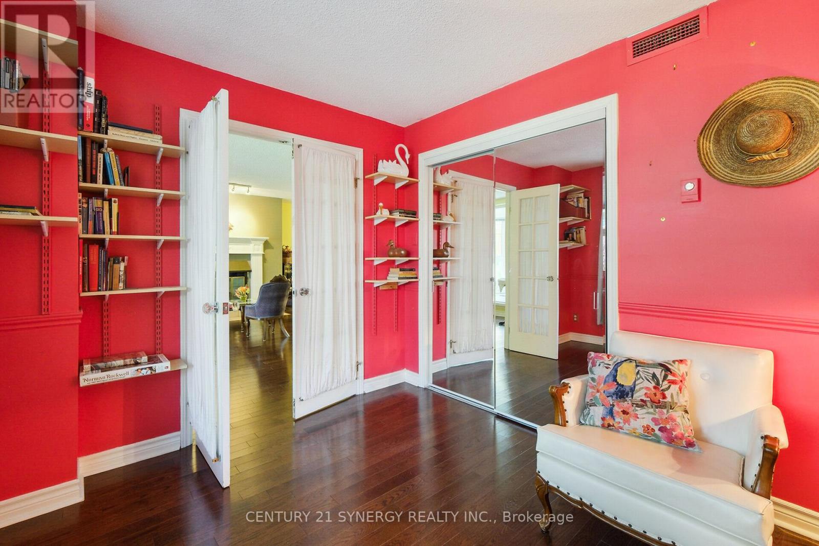 104 - 295 Gilmour Street, Ottawa, Ontario  K2P 0P7 - Photo 22 - X12632722